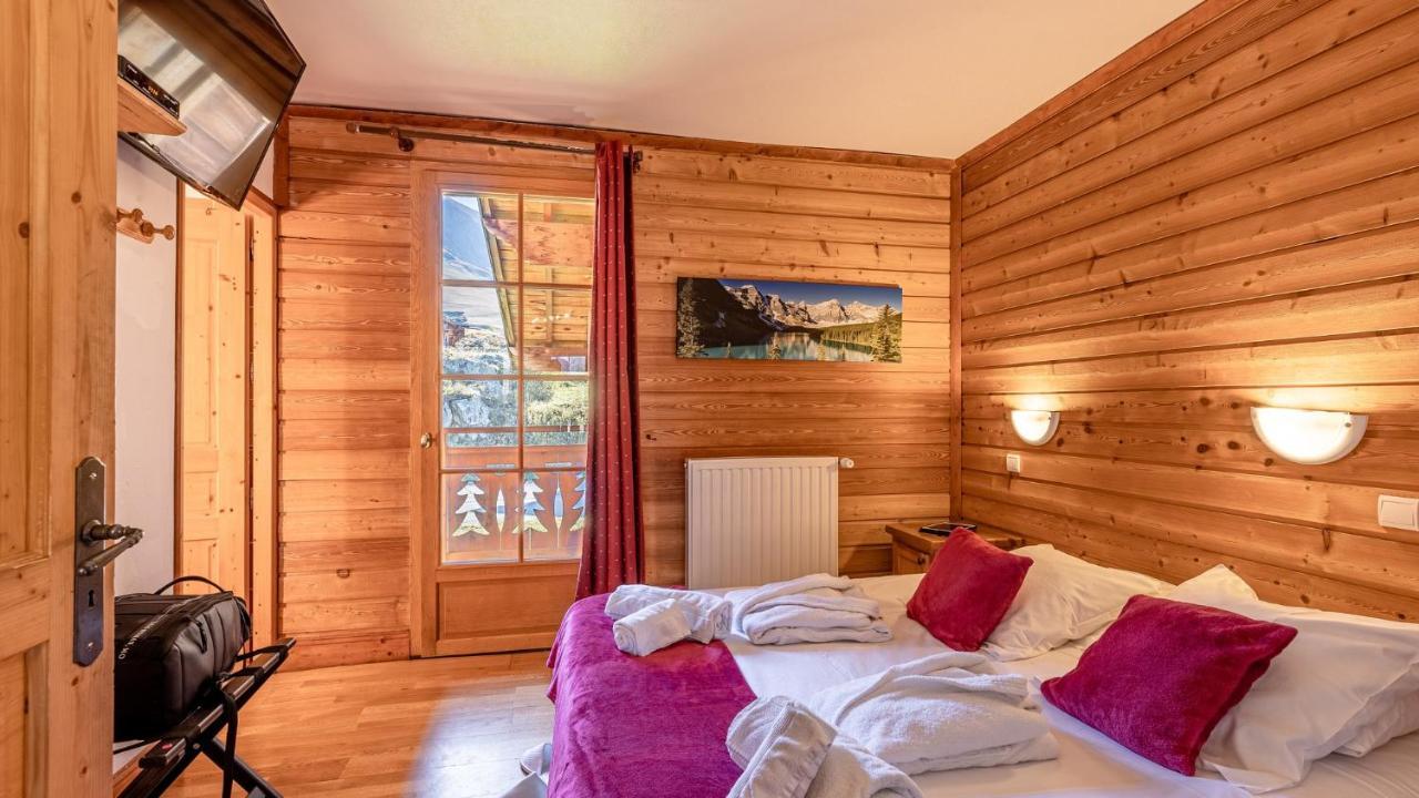 Madame Vacances Les Chalets De L'Altiport Alpe d'Huez Bagian luar foto