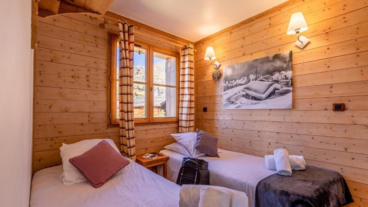 Madame Vacances Les Chalets De L'Altiport Alpe d'Huez Bagian luar foto